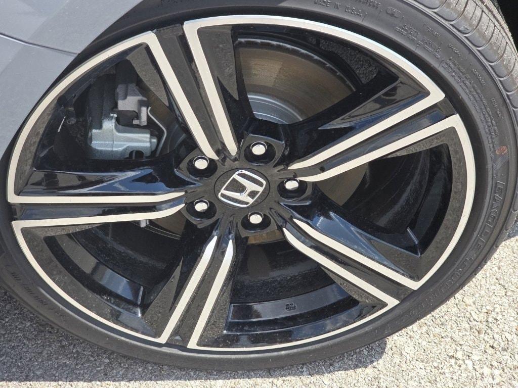 new 2025 Honda Accord Hybrid car, priced at $33,655