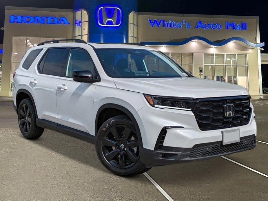 new 2025 Honda Pilot car, priced at $53,315