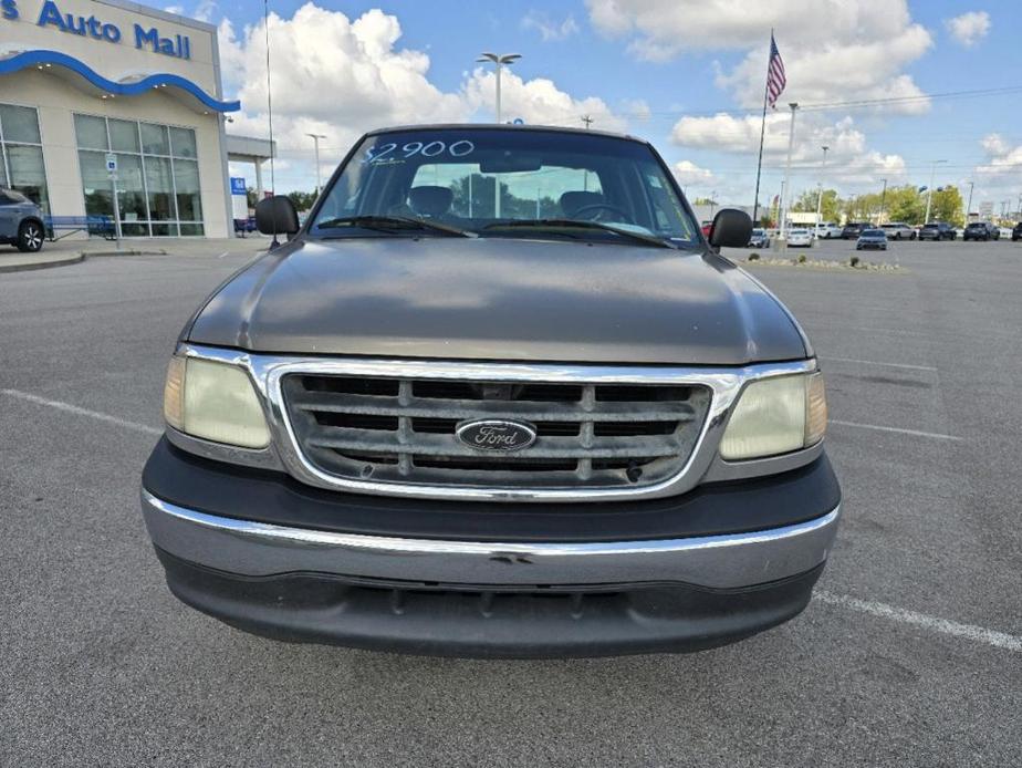 used 2001 Ford F-150 car, priced at $2,900