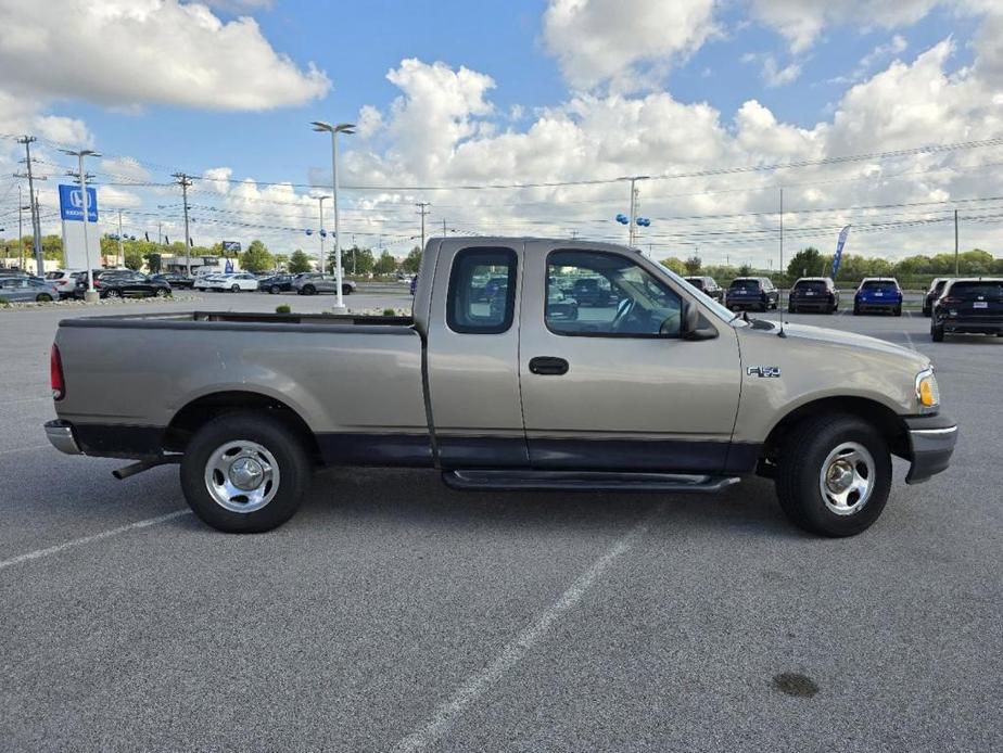 used 2001 Ford F-150 car, priced at $2,900