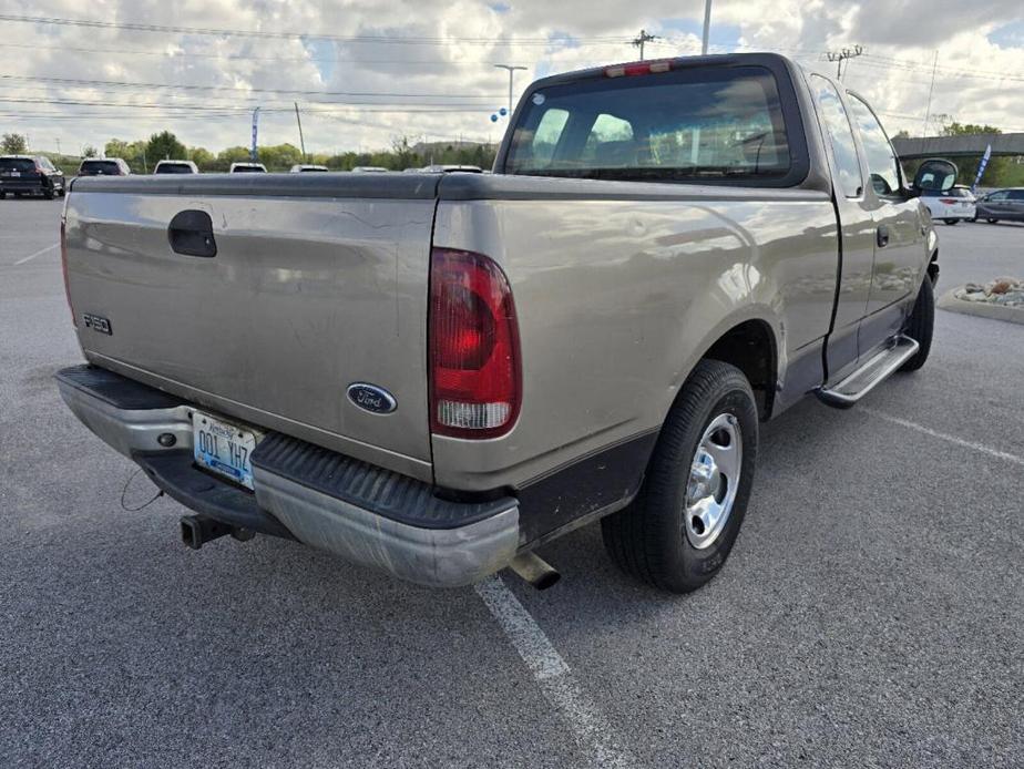 used 2001 Ford F-150 car, priced at $2,900