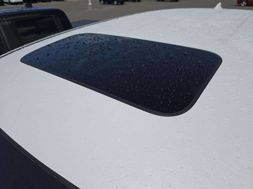 used 2021 Honda Pilot car, priced at $30,900