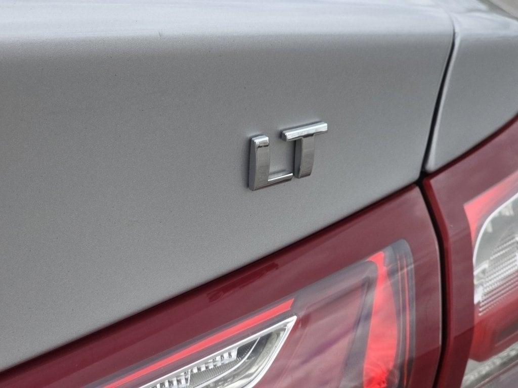 used 2021 Chevrolet Malibu car, priced at $13,186
