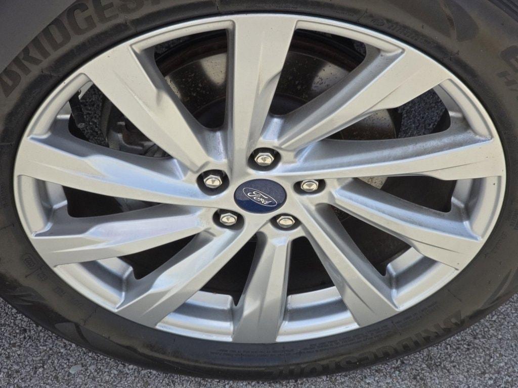 used 2022 Ford Escape car, priced at $25,688