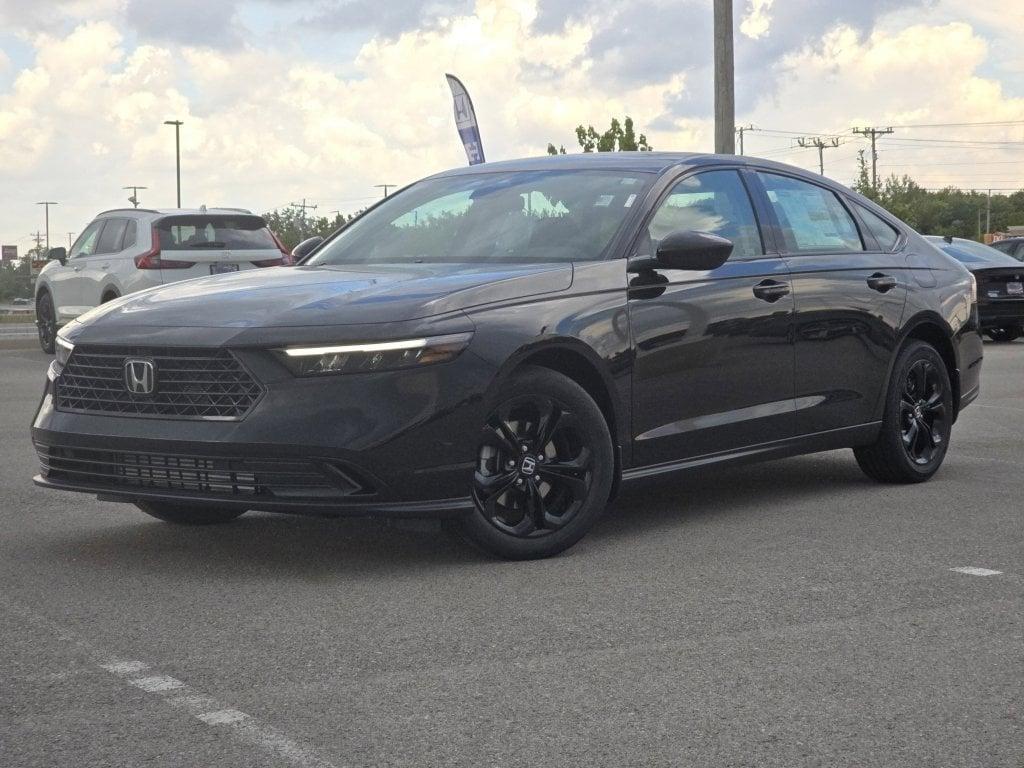 new 2025 Honda Accord car, priced at $30,274