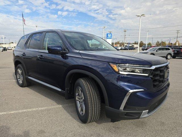 new 2025 Honda Pilot car, priced at $44,168