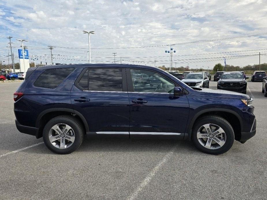 new 2025 Honda Pilot car, priced at $45,267