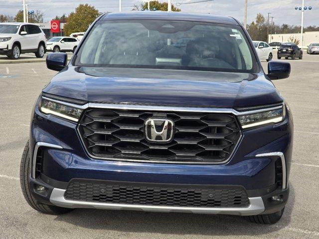 new 2025 Honda Pilot car, priced at $44,168