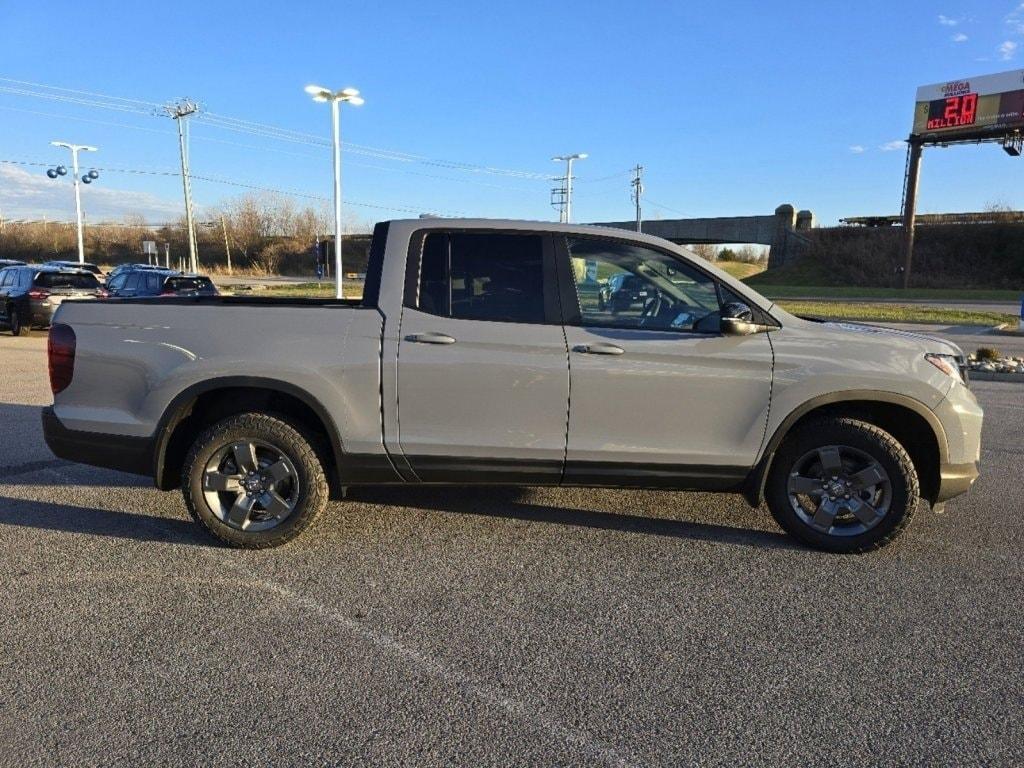 new 2025 Honda Ridgeline car, priced at $45,287