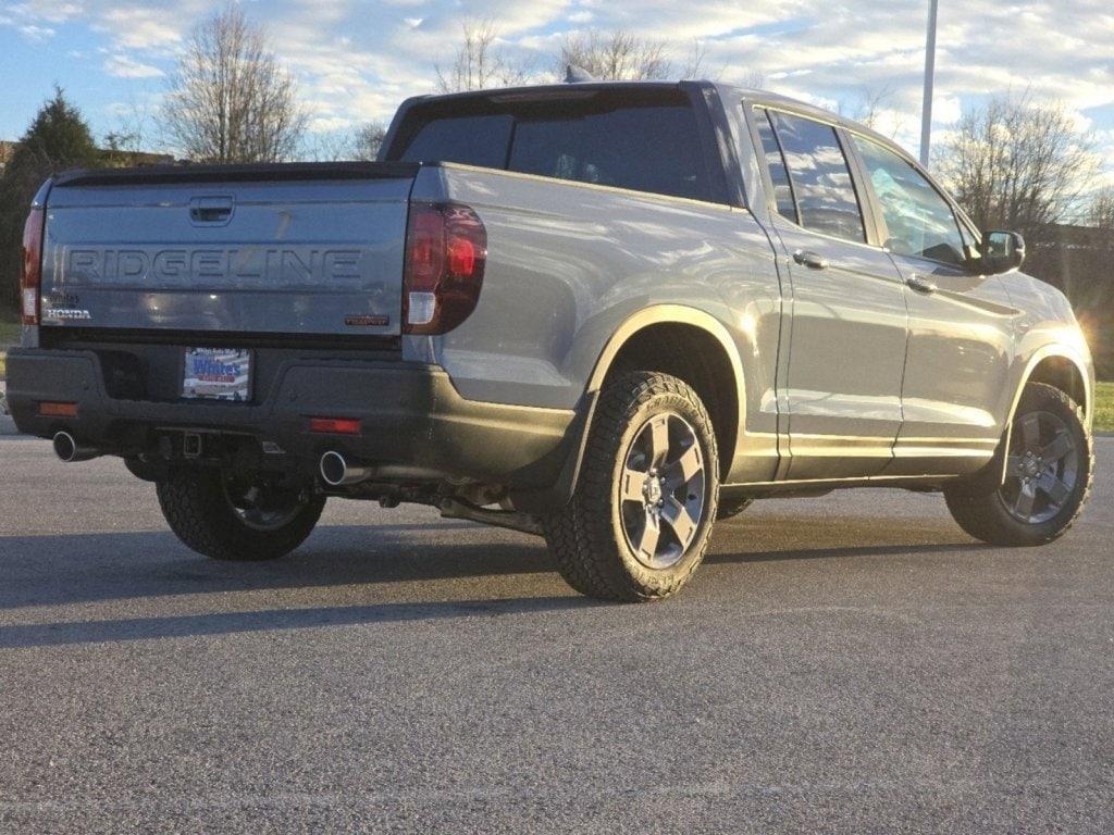 new 2025 Honda Ridgeline car, priced at $45,287