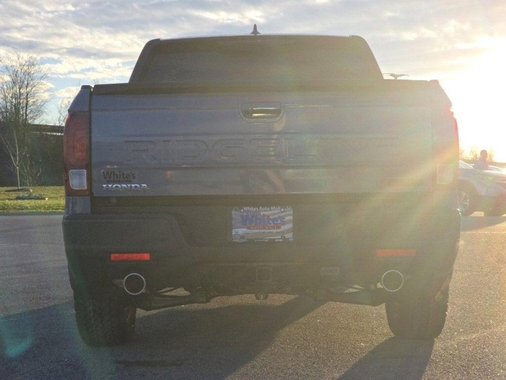 new 2025 Honda Ridgeline car, priced at $45,287