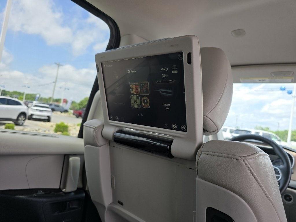 used 2017 Chrysler Pacifica car, priced at $15,500