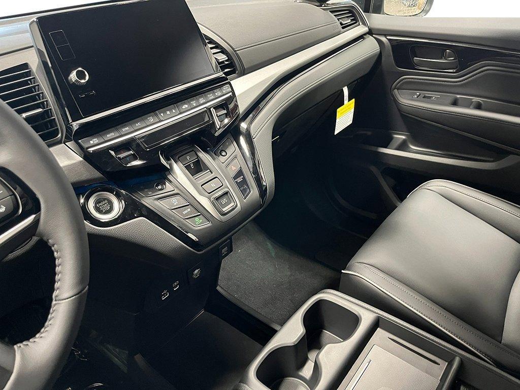 new 2026 Honda Odyssey car, priced at $47,260