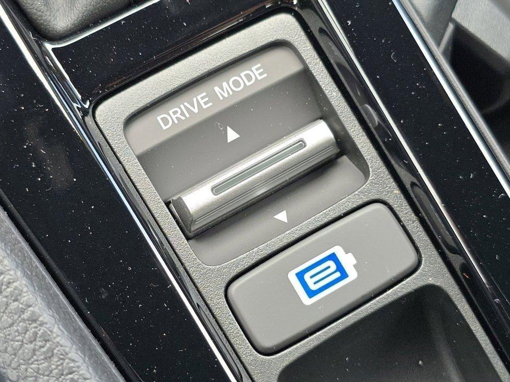 new 2025 Honda Accord Hybrid car, priced at $32,993