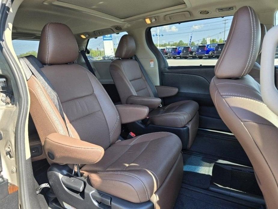 used 2016 Toyota Sienna car, priced at $26,800