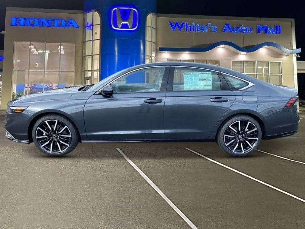 new 2025 Honda Accord Hybrid car, priced at $37,921