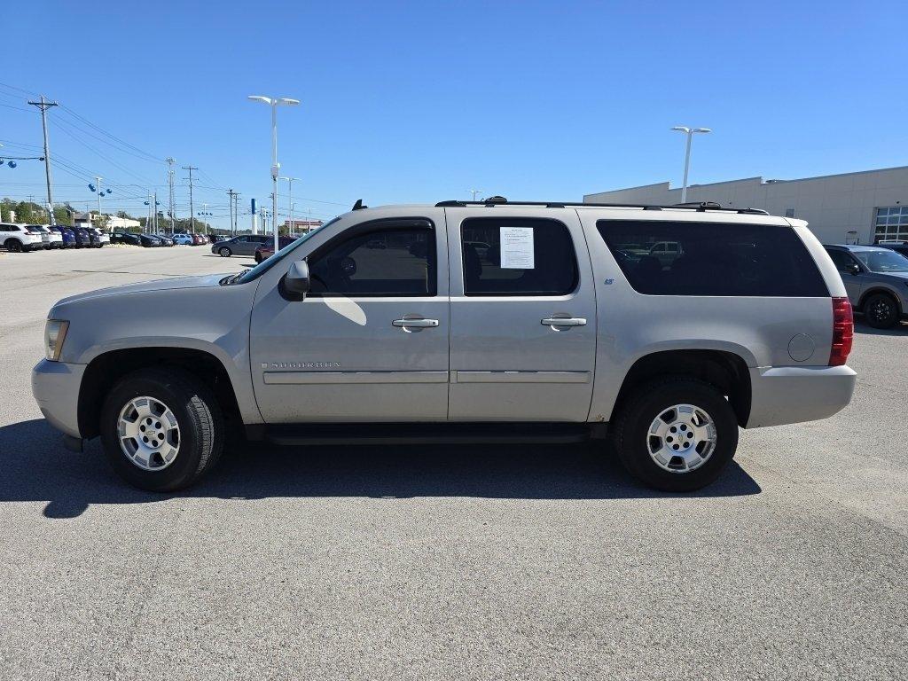 used 2007 Chevrolet Suburban car, priced at $5,488
