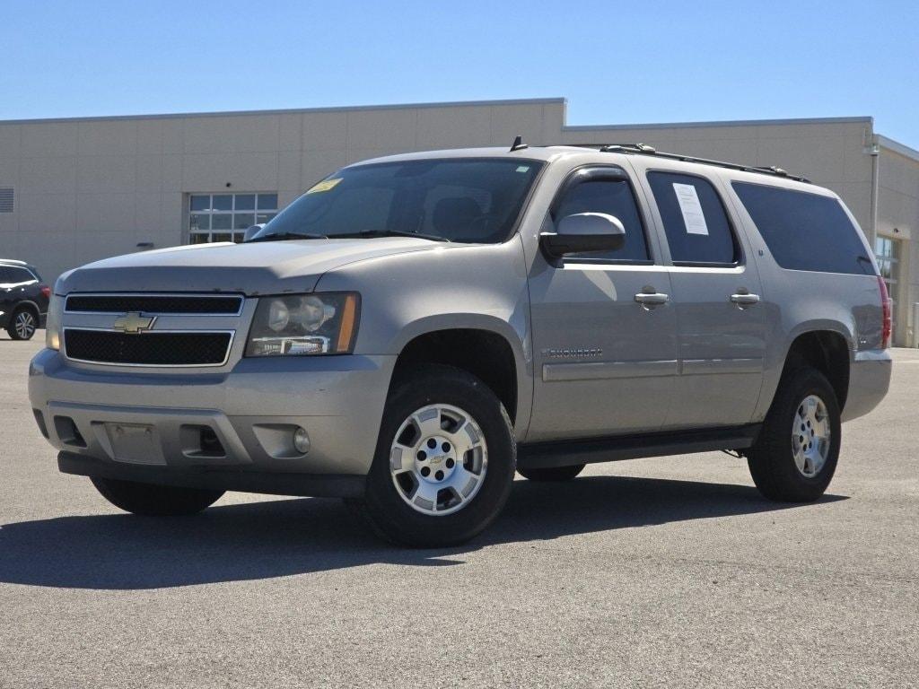 used 2007 Chevrolet Suburban car, priced at $5,488