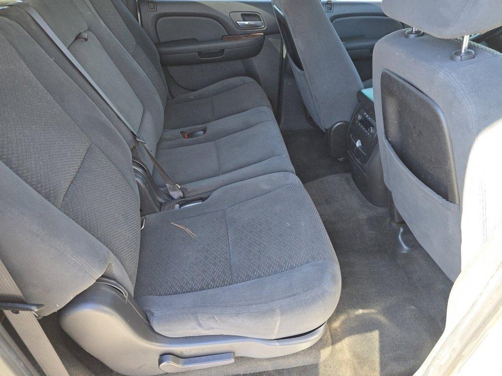 used 2007 Chevrolet Suburban car, priced at $5,488