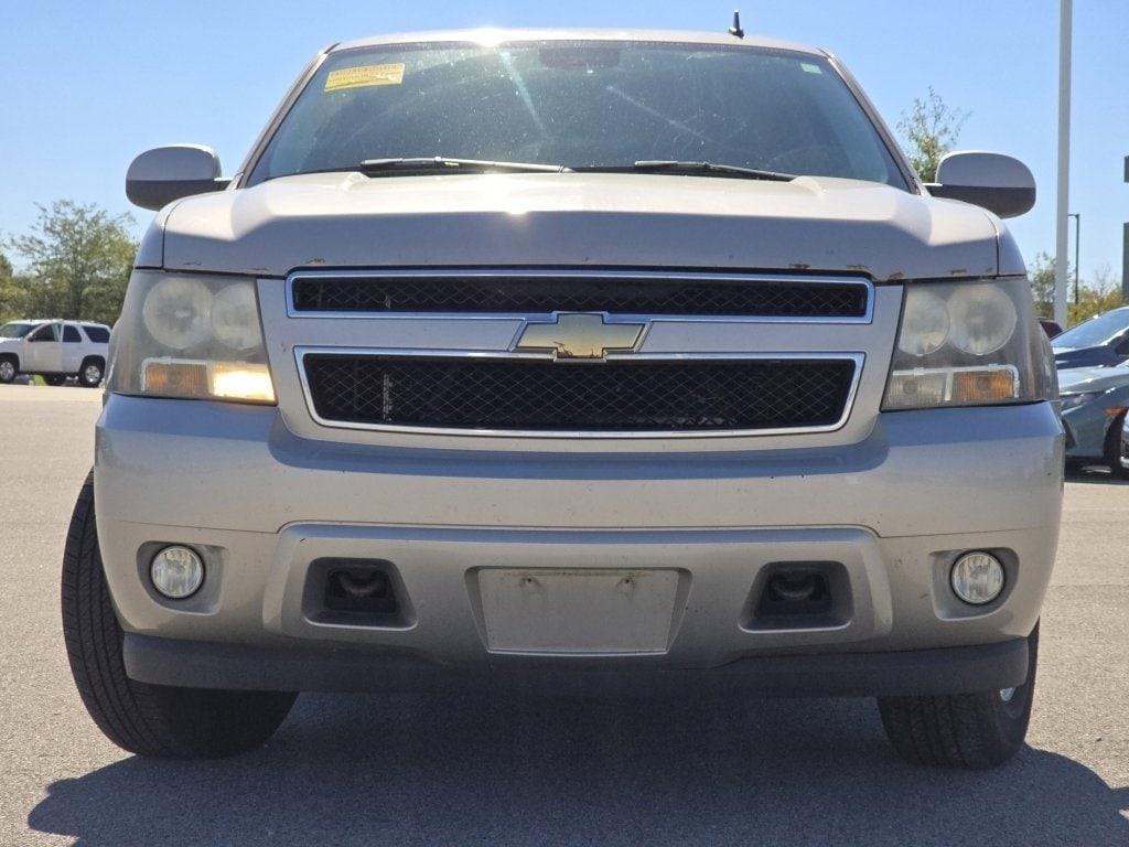 used 2007 Chevrolet Suburban car, priced at $5,488
