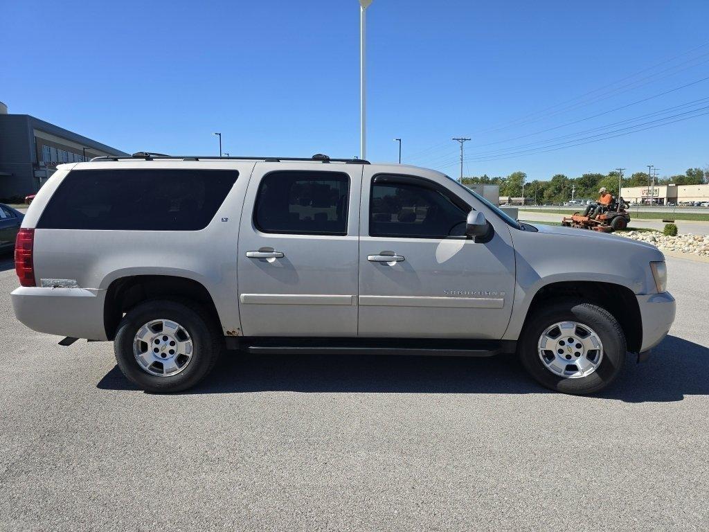 used 2007 Chevrolet Suburban car, priced at $5,488