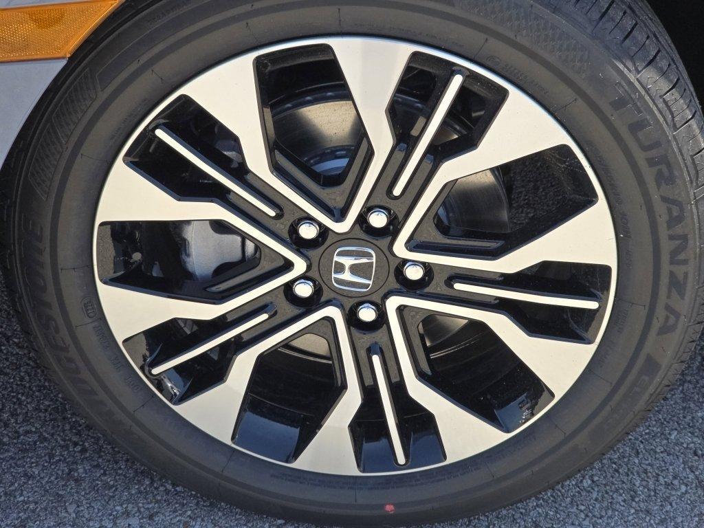 new 2025 Honda Odyssey car, priced at $49,904