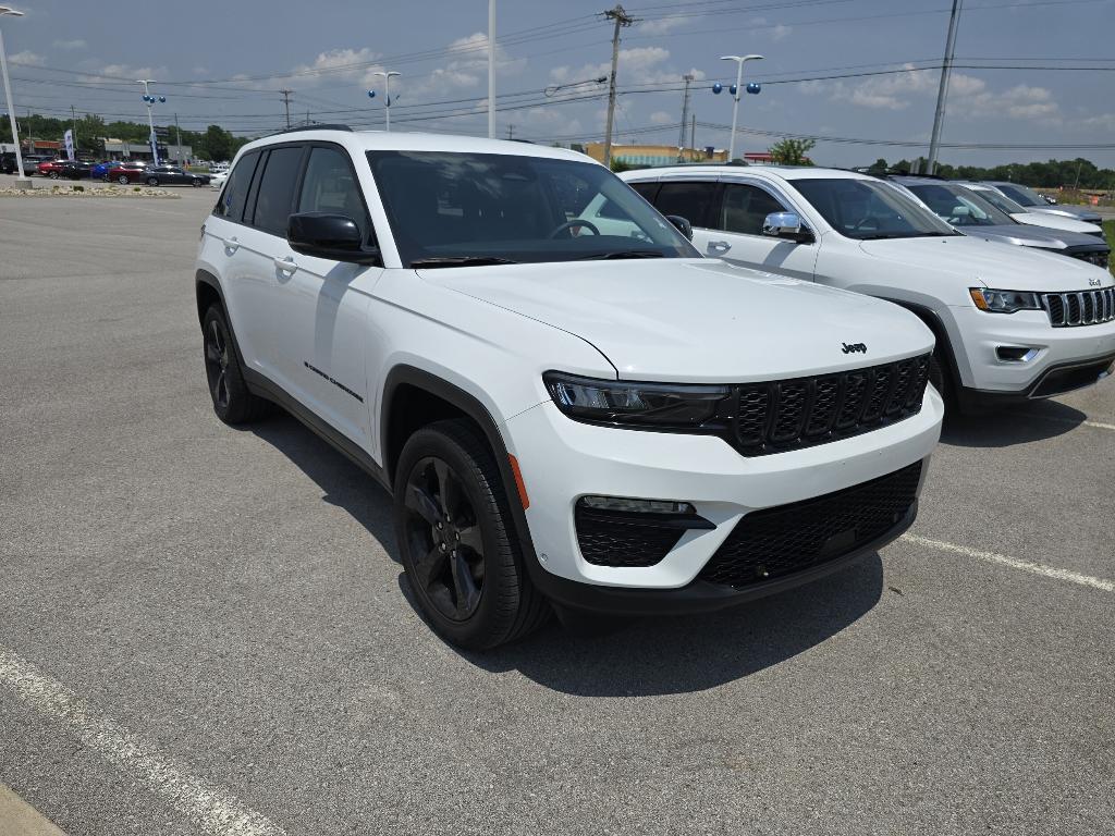 used 2023 Jeep Grand Cherokee car, priced at $33,341
