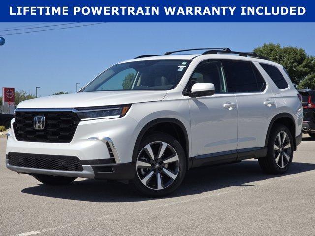 new 2025 Honda Pilot car, priced at $48,703