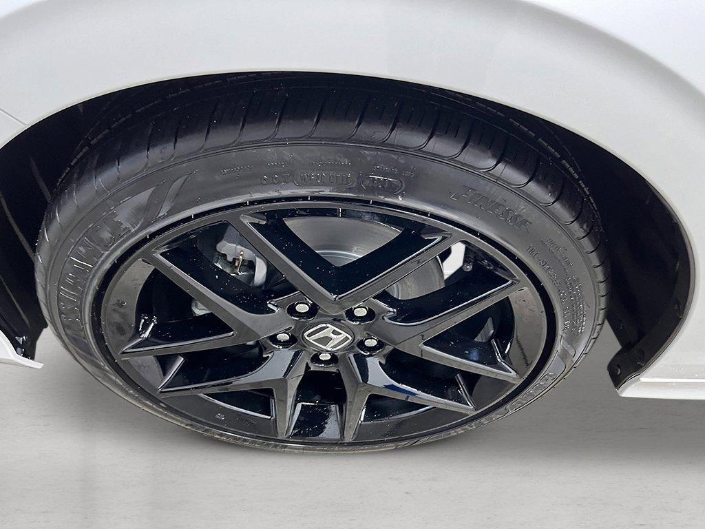 new 2025 Honda Civic Hybrid car