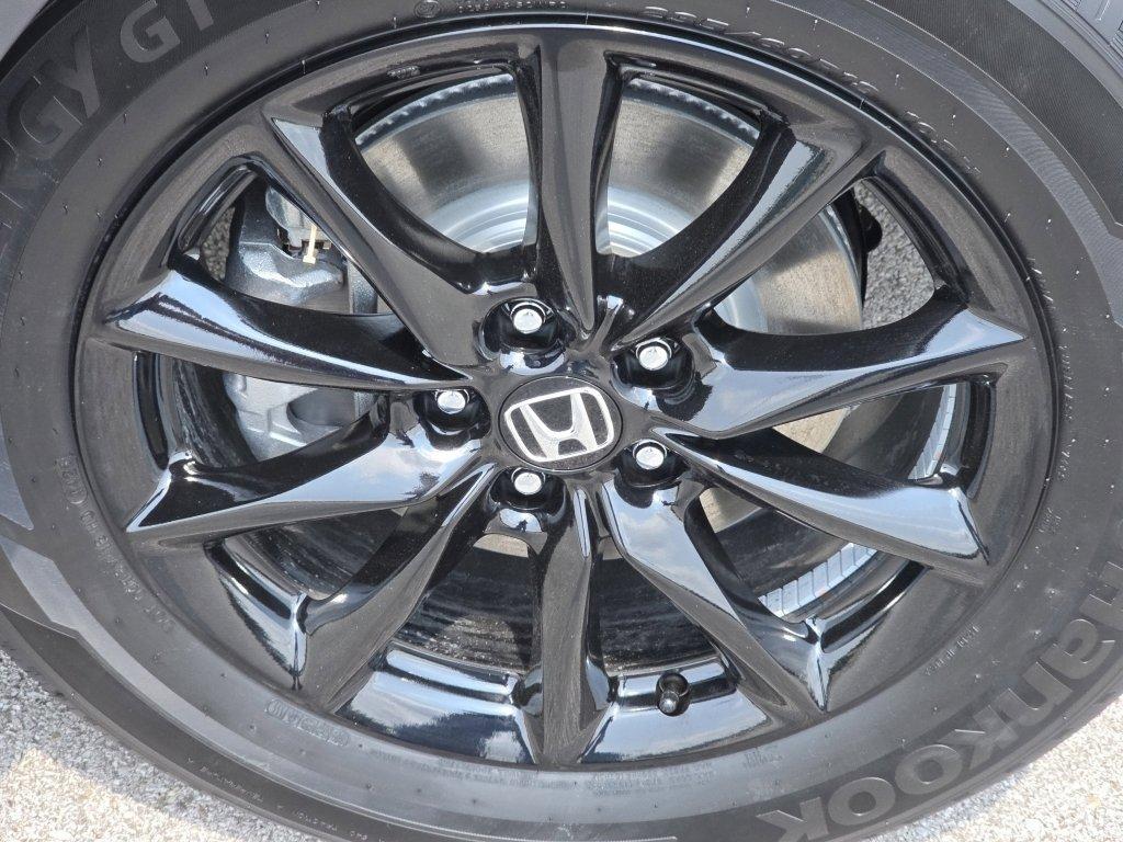 new 2026 Honda CR-V Hybrid car, priced at $38,525