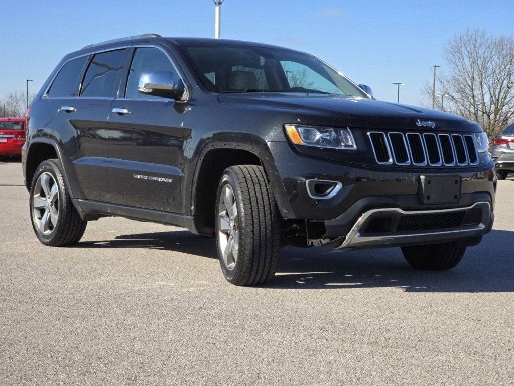 used 2015 Jeep Grand Cherokee car, priced at $17,677