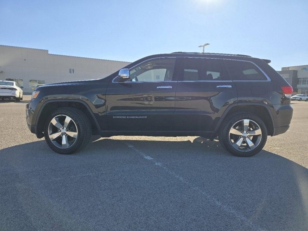 used 2015 Jeep Grand Cherokee car, priced at $17,677