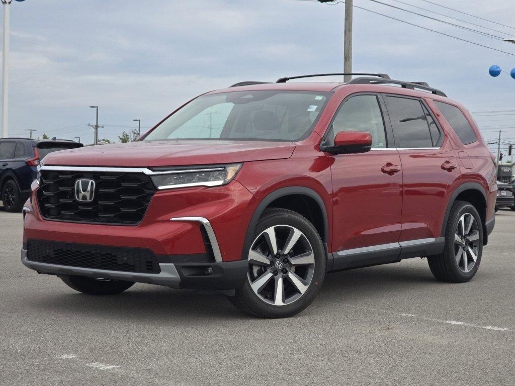 new 2025 Honda Pilot car, priced at $48,703