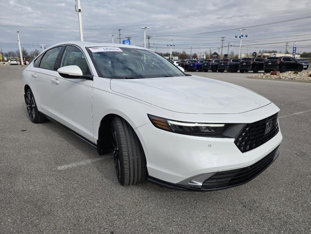 new 2025 Honda Accord Hybrid car, priced at $38,272