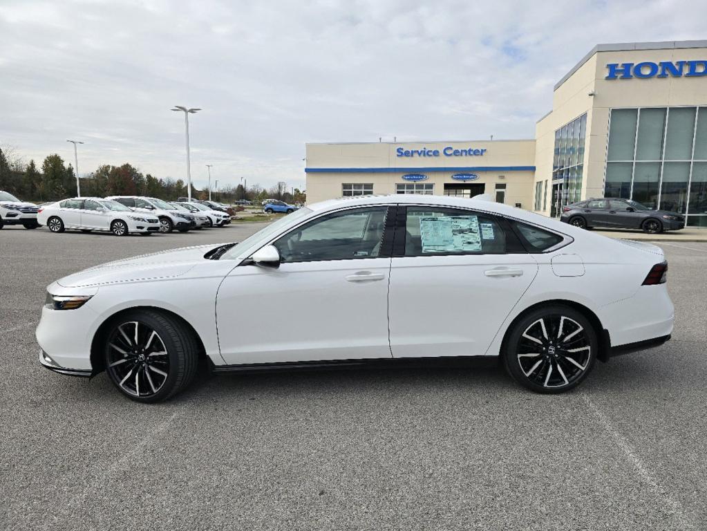 new 2025 Honda Accord Hybrid car, priced at $38,272