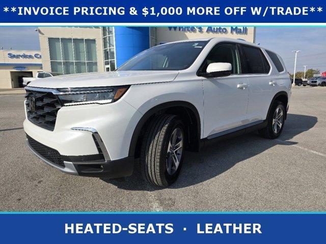 new 2025 Honda Pilot car, priced at $44,595