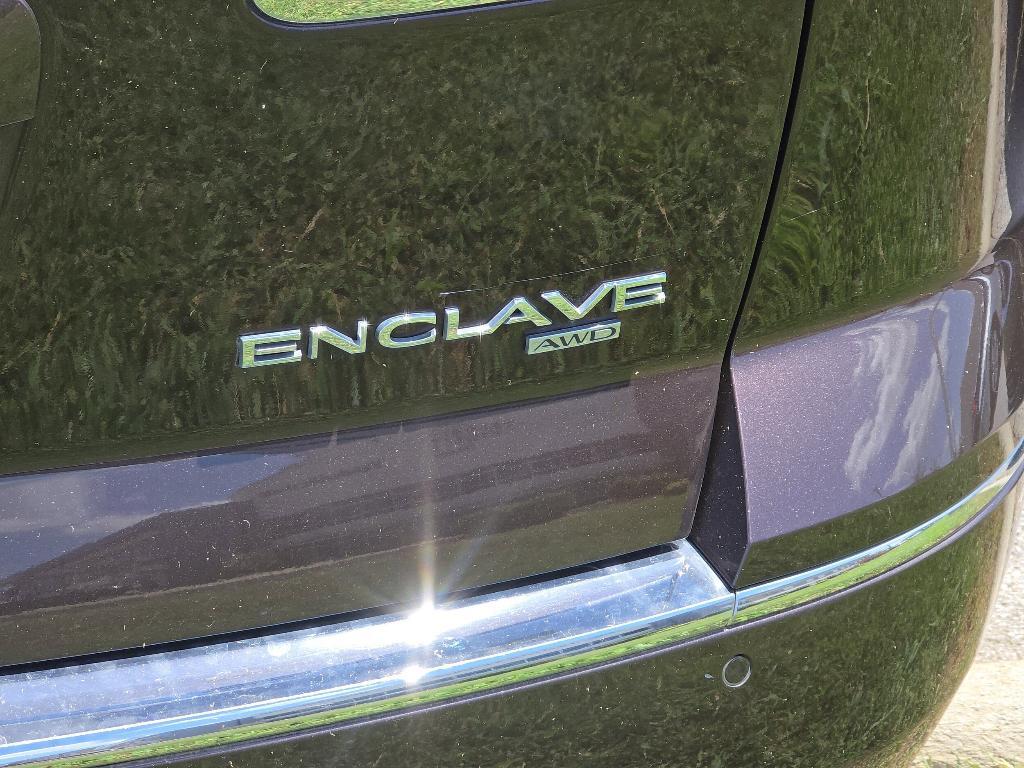 used 2015 Buick Enclave car, priced at $10,000