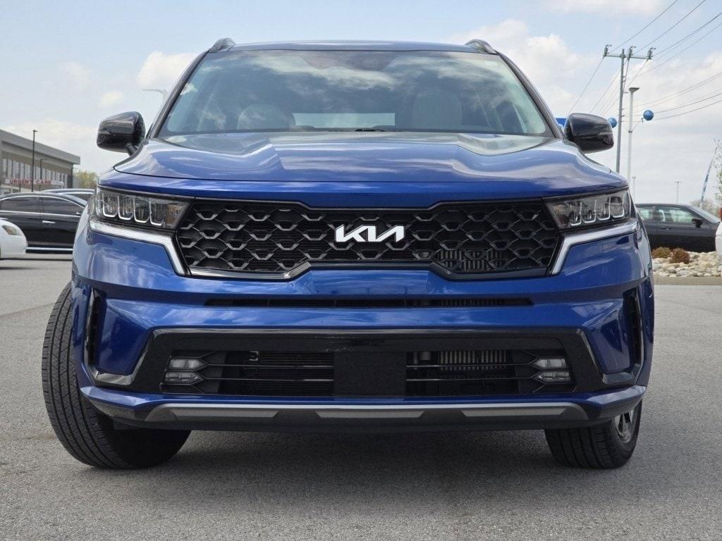 used 2023 Kia Sorento car, priced at $30,988