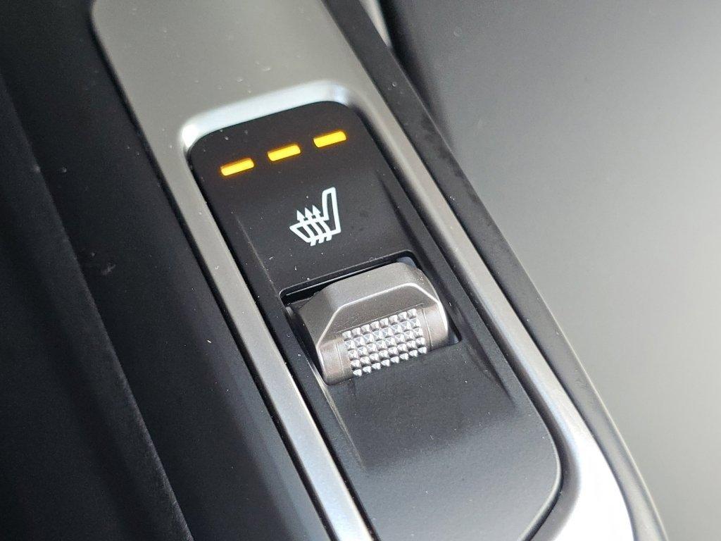 used 2023 Kia Sorento car, priced at $30,988