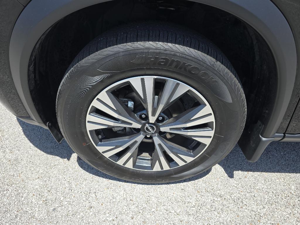used 2023 Nissan Rogue car, priced at $24,225