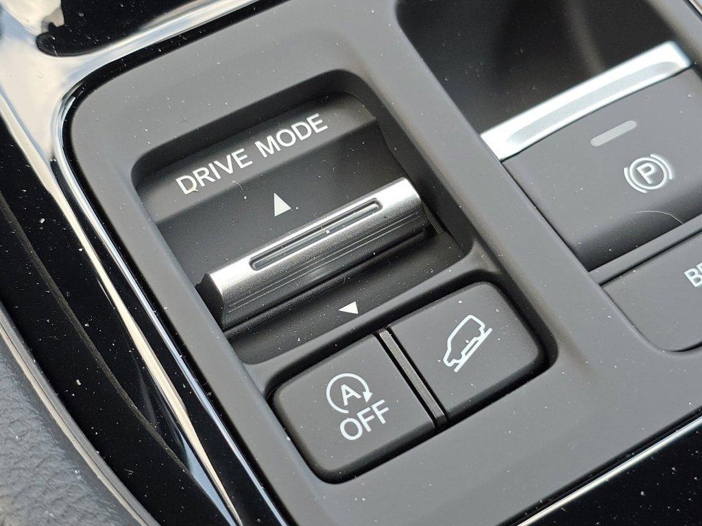 new 2025 Honda Pilot car, priced at $49,989