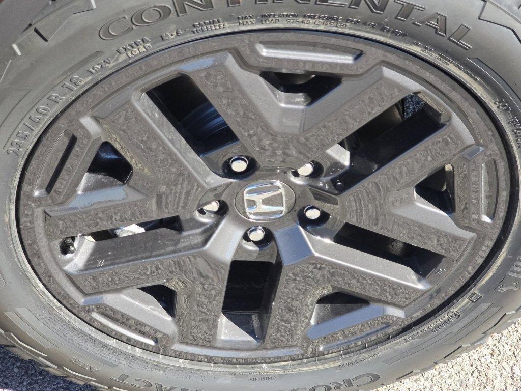 new 2026 Honda CR-V Hybrid car, priced at $38,233