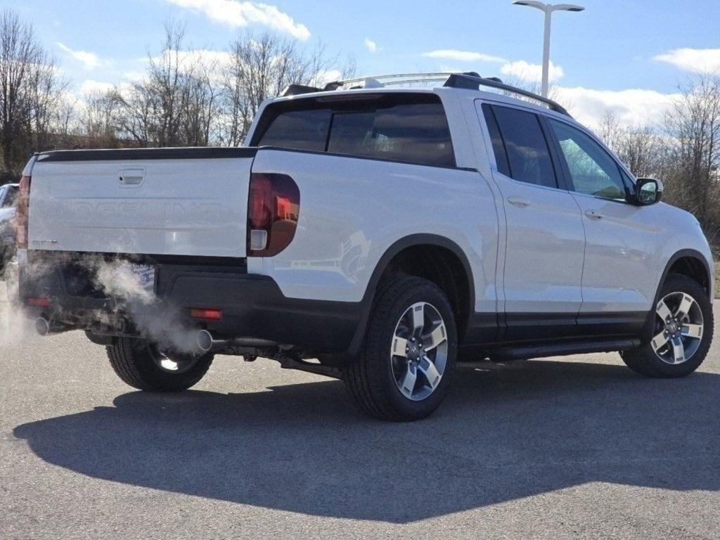 new 2025 Honda Ridgeline car, priced at $43,959