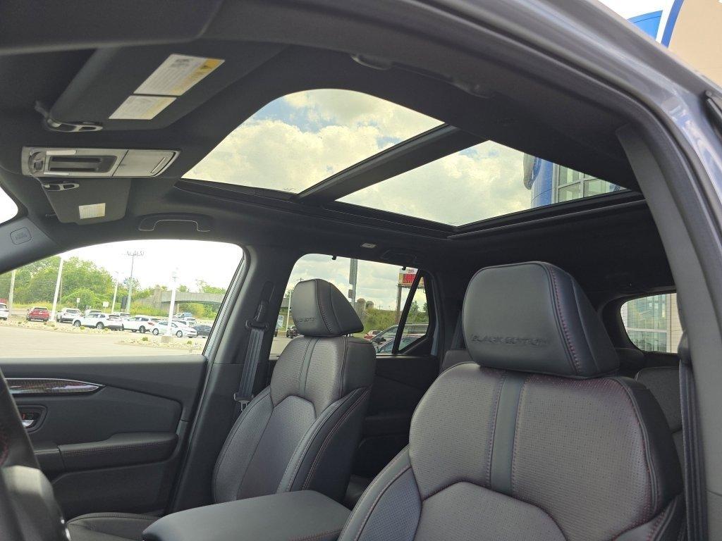 new 2025 Honda Pilot car, priced at $52,981