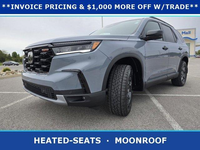 new 2025 Honda Pilot car, priced at $48,159