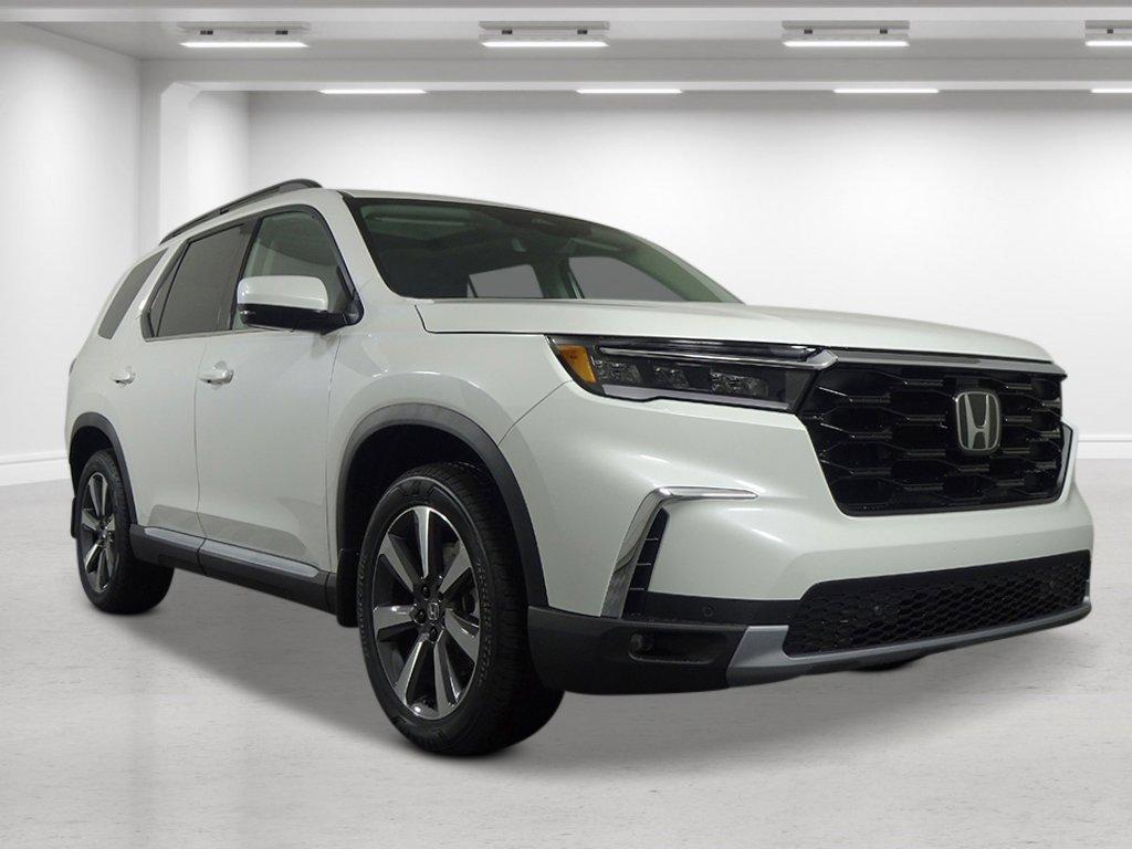 new 2025 Honda Pilot car
