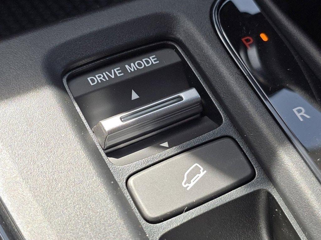 new 2025 Honda CR-V Hybrid car, priced at $40,545