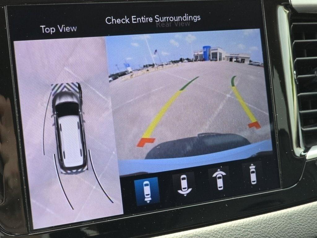 used 2020 Chrysler Pacifica car, priced at $27,800