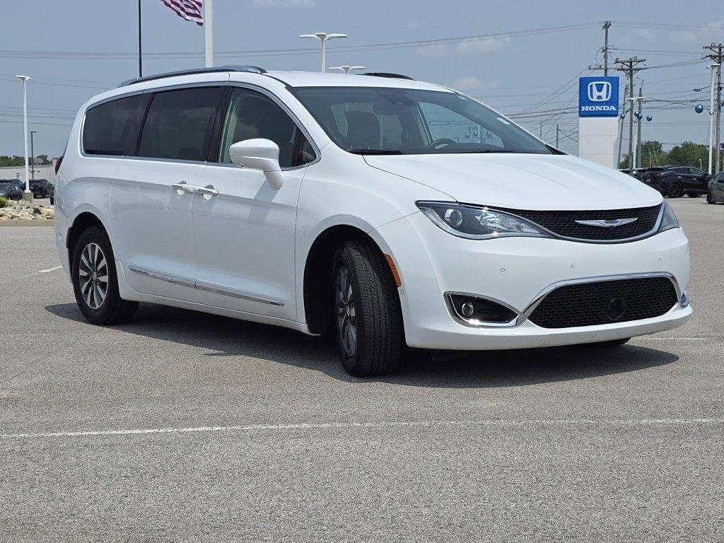 used 2020 Chrysler Pacifica car, priced at $27,800