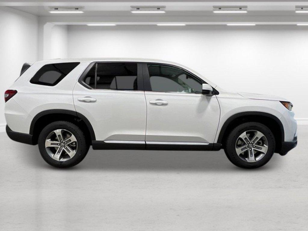 new 2025 Honda Pilot car, priced at $46,280